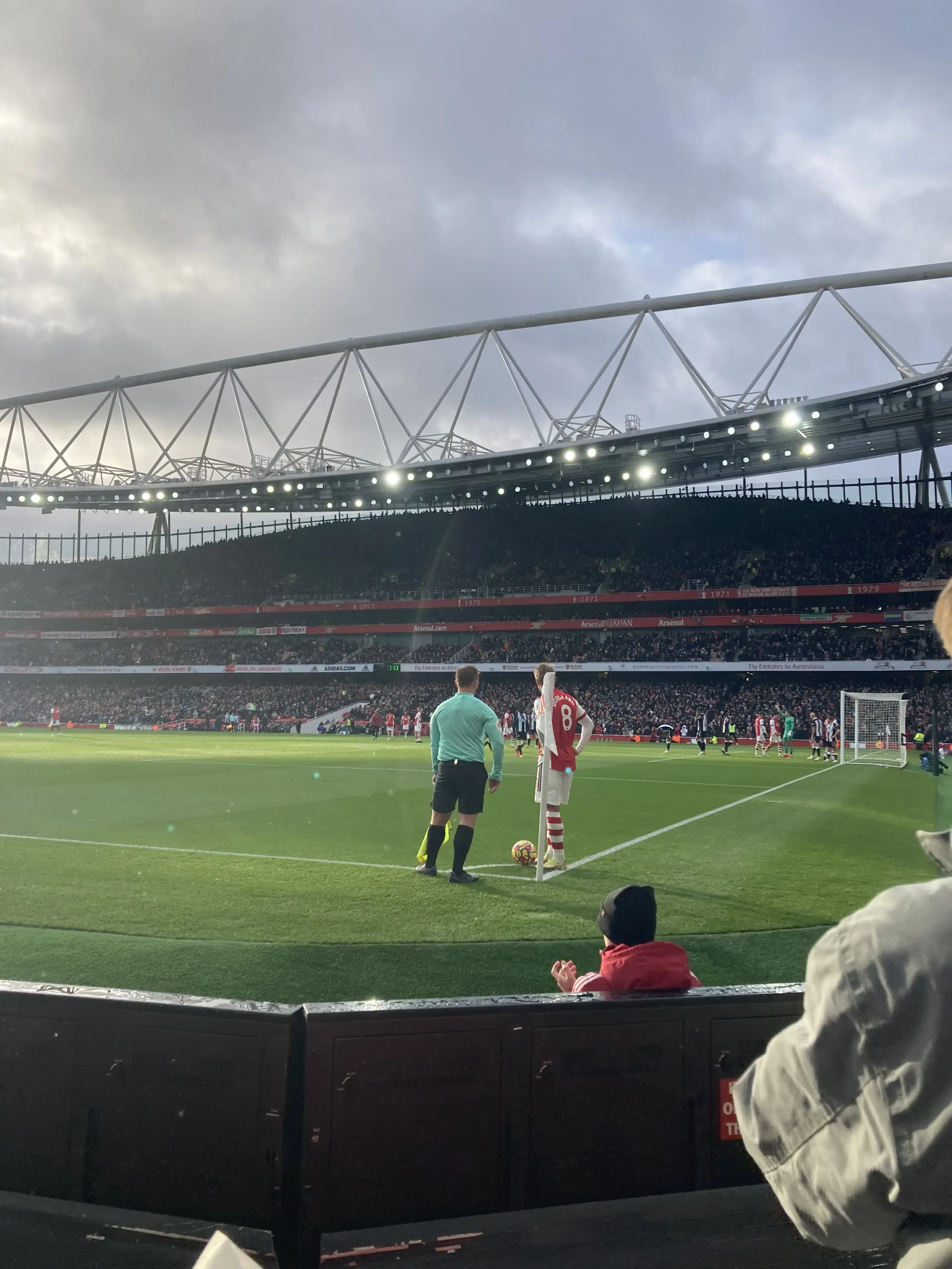 Noordzijde onderin, hoek