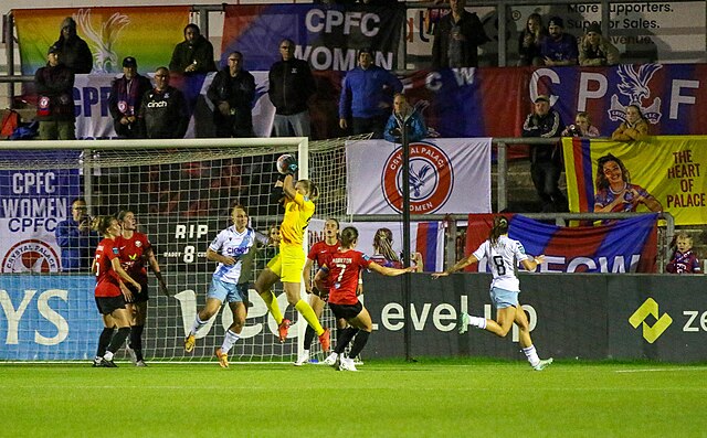 Hoe lang is de wachtlijst voor een Crystal Palace seizoenkaart? background image