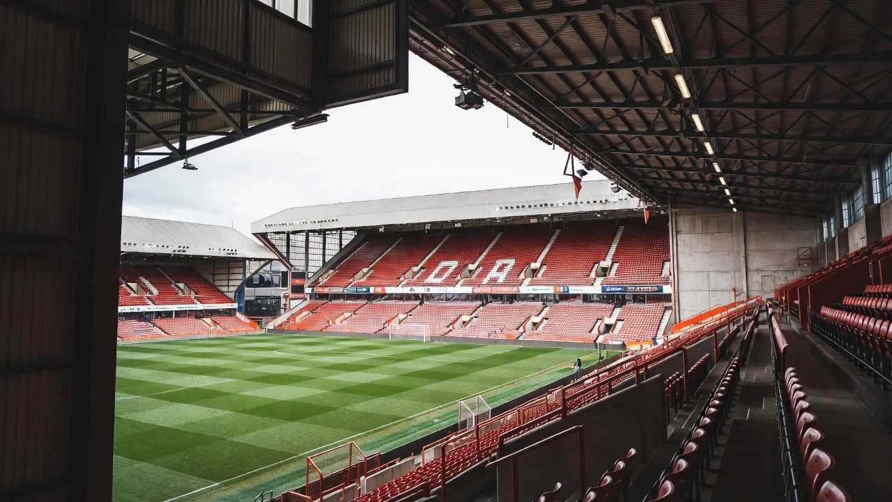 Beste plek om Nottingham Forest kaarten te kopen background image