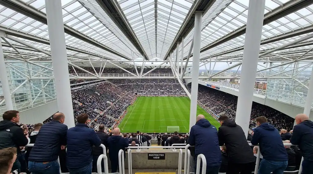 Slechtste plekken om te zitten in St. James’ Park background image